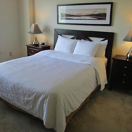Oakwood At Alexan Lenox Chamblee Room photo