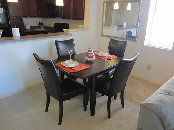 Oakwood At Alexan Lenox Chamblee Room photo